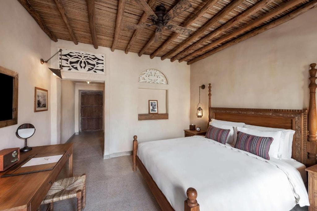 Heritage 1 Bedroom Suite Near AlSeef heritage Souq Luxury Bookings