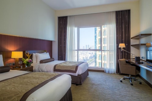 3 Bedroom Apartment Near Al Wahda Mall 2 Luxury Bookings