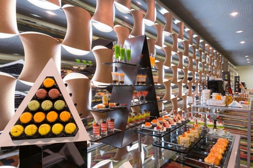 Superior Queen Room Near Deserted Drivers Park 4 Luxury Bookings