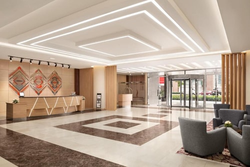 1 Bedroom Suite Near Reef Mall By Luxury Bookings 14 Luxury Bookings