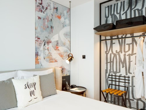 Studio Near Emaar Business Park The Greens 1 Luxury Bookings