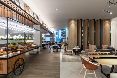 Studio Near Emaar Business Park The Greens 7 Luxury Bookings