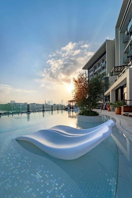 Executive suite Near La Mer Beach 6 Luxury Bookings