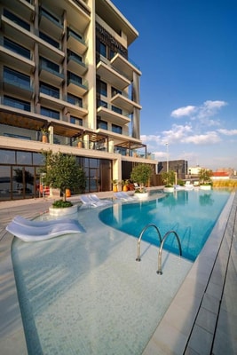 Executive suite Near La Mer Beach 7 Luxury Bookings