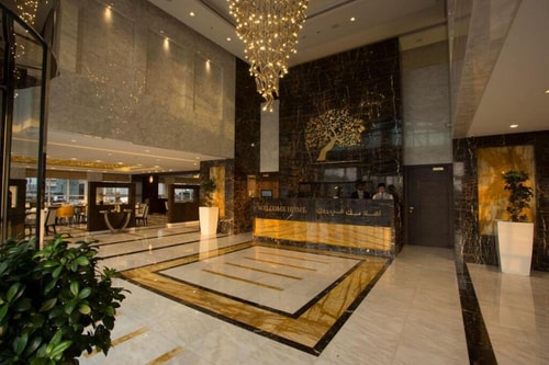 Deluxe King Room Near Electra Park Abu Dhabi 8 Luxury Bookings