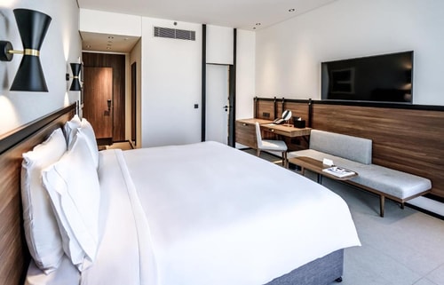 Plus King Room Near Jaddaf Metro Station 3 Luxury Bookings