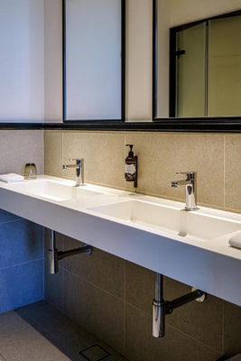 Mega One bedroom Suite Near Jaddaf Metro Station 6 Luxury Bookings