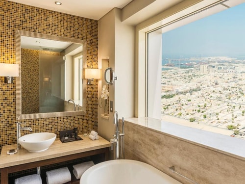Superior Room Near World Trade Center Ab 2 Luxury Bookings