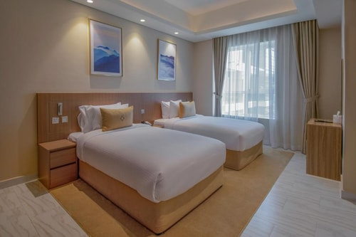 Deluxe Two Bedroom Apartment Near Al Rigga Metro 1 Luxury Bookings