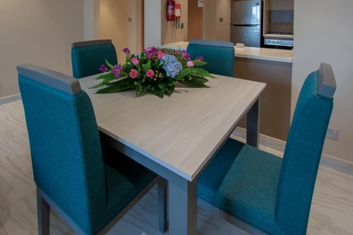 Deluxe Two Bedroom Apartment Near Al Rigga Metro 4 Luxury Bookings