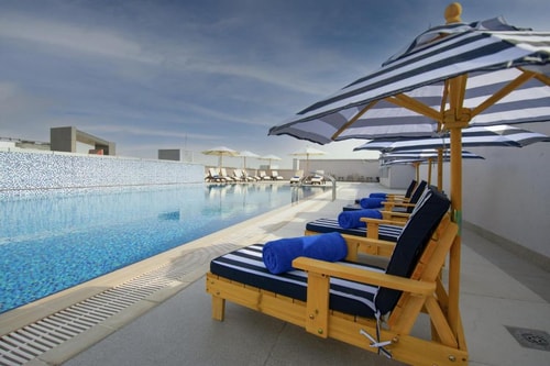 Deluxe Three Bedroom Apartment Near Al Rigga Metro 8 Luxury Bookings
