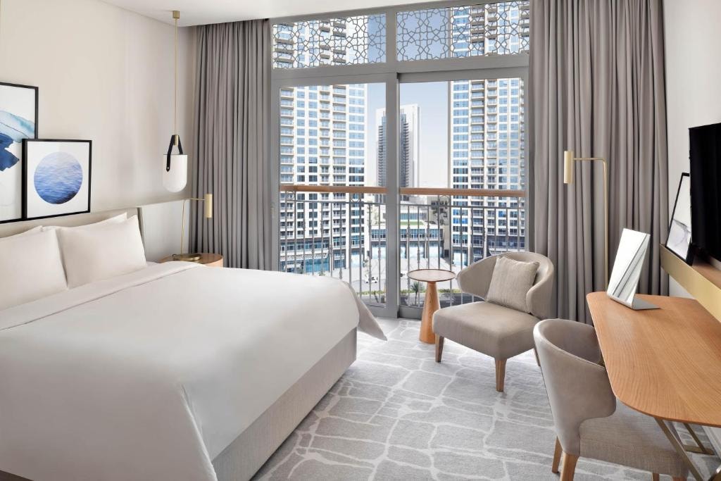 Deluxe Room Near creek Marina Yacht Cub Luxury Bookings