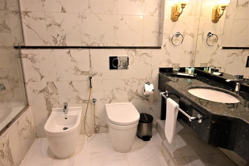 King Room in Al Majaz Sharjah by Luxury Bookings 3 Luxury Bookings