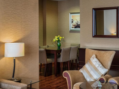 Two Bedroom Apartment Near Internet City Metro 4 Luxury Bookings
