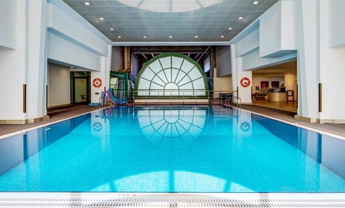 Standard Studio Near Al Majaaz Waterfront 5 Luxury Bookings