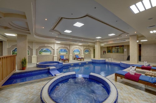 Executive Suite Near Al Khan Beach Sharjah 17 Luxury Bookings