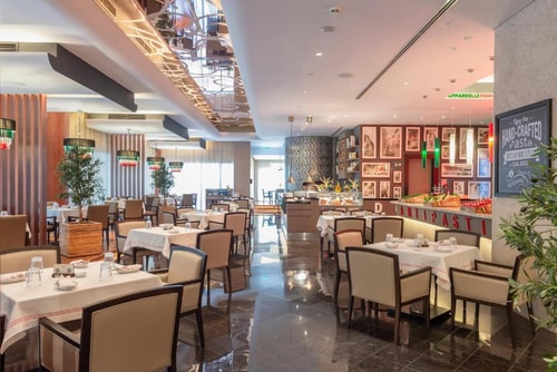 King Room Near Abu Dhabi Exhibition Centre 12 Luxury Bookings