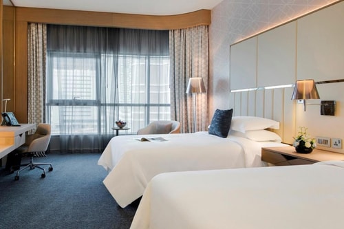 King Room Near Abu Dhabi Exhibition Centre 4 Luxury Bookings