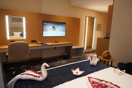Deluxe Double Room Near Universal Sports Club 4 Luxury Bookings