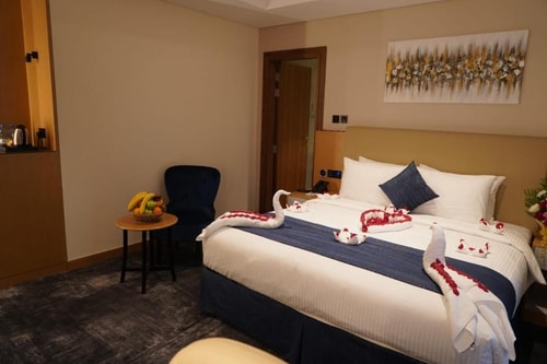 Deluxe Double Room Near Universal Sports Club 1 Luxury Bookings