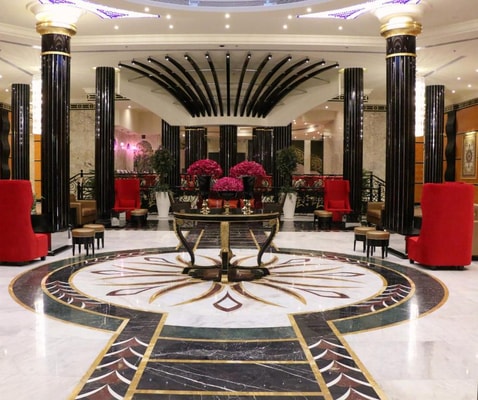 Deluxe Suite Near American School 3 Luxury Bookings