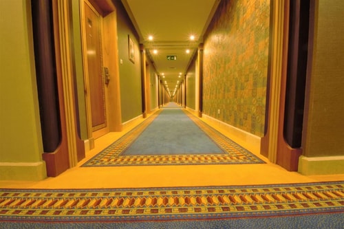 Deluxe Suite Near American School 4 Luxury Bookings