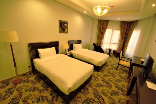 Executive Suite Near American School 1 Luxury Bookings