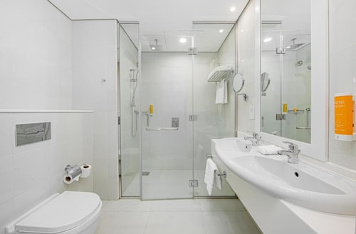 King Room In Business Bay By Luxury Bookings AB 7 Luxury Bookings