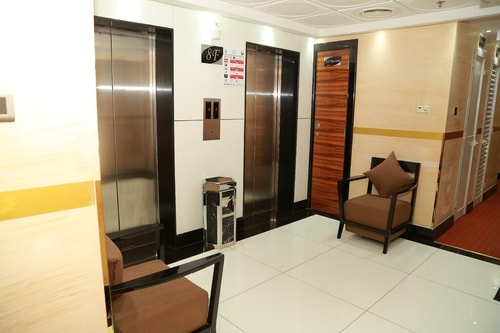 Standrad King Room Near Sharjah Corniche 7 Luxury Bookings