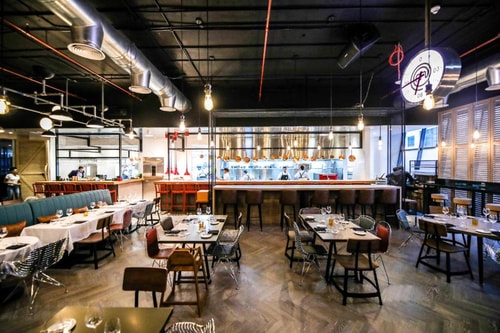 King or Twin Near DMCC Metro Station Dubai Marina 7 Luxury Bookings