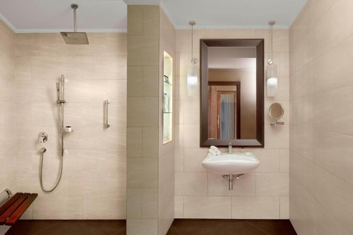 Deluxe Room Near Al Heera Beach Sharjah 2 Luxury Bookings