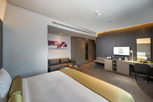 Superior Room Near Al Nakheel Oasis 2 Luxury Bookings