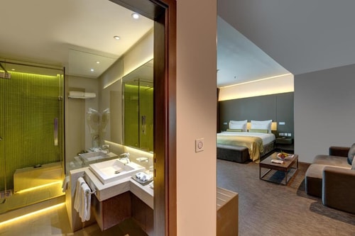 Superior Room Near Al Nakheel Oasis 10 Luxury Bookings