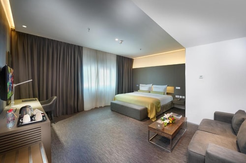 Superior Room Near Al Nakheel Oasis 3 Luxury Bookings