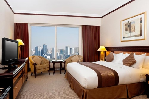 Superior King Room Near By Al Majaz Island Luxury Bookings