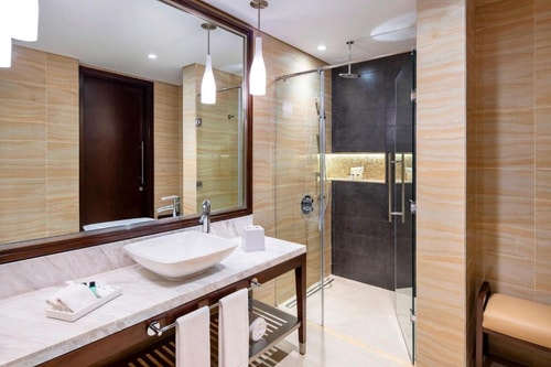 Classic Room Guest Room King Near Ittihad Park 1 Luxury Bookings