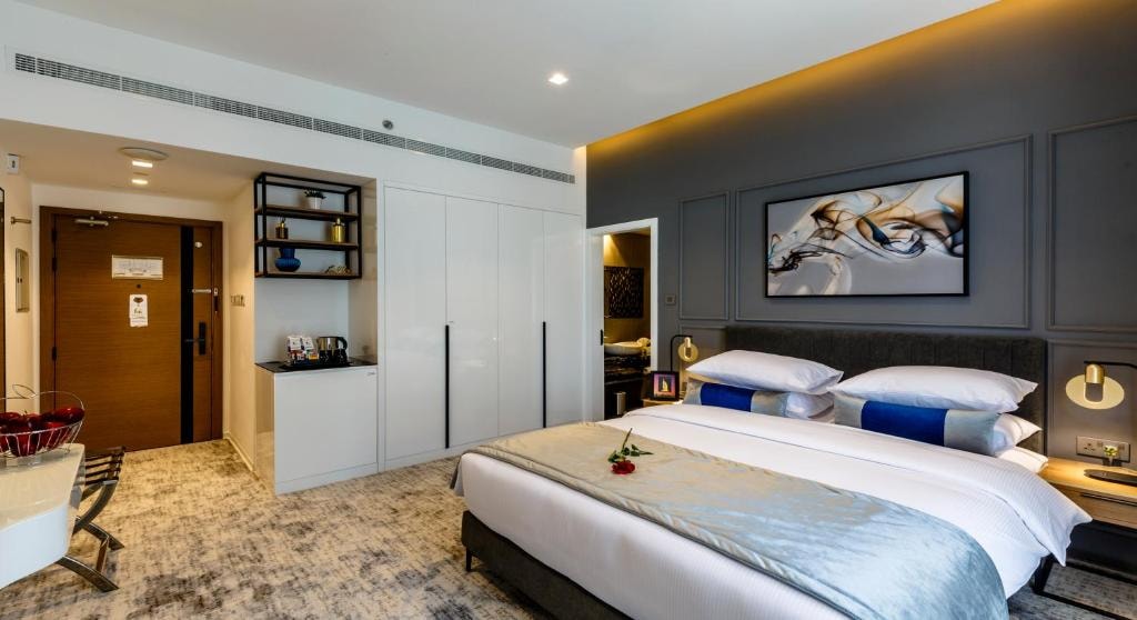 Executive Room Near World Trade Center Luxury Bookings