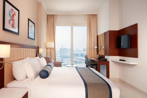 One Bedroom Apartment In Sports City Ae 0 Luxury Bookings