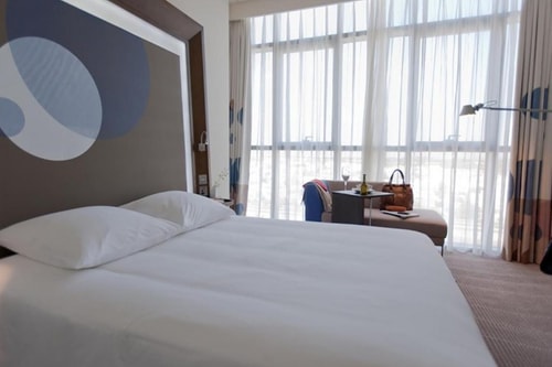Superior Room Near Rabdan Bawabat Park 2 Luxury Bookings