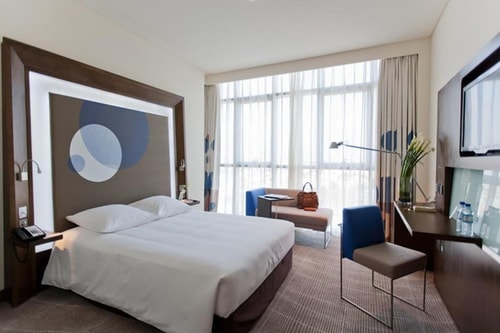 Superior Room Near Rabdan Bawabat Park 0 Luxury Bookings