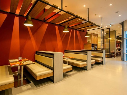 Standard Room Near Mashreq Metro Station 6 Luxury Bookings
