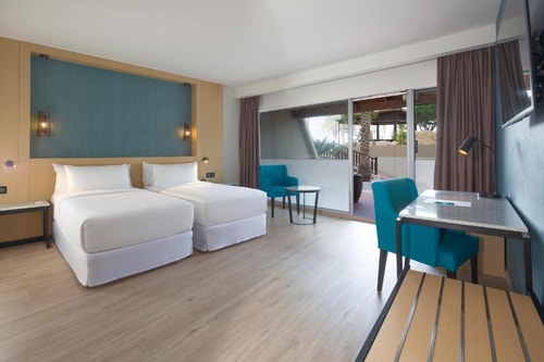 Family Room Near Al Khan Beach 1 Luxury Bookings