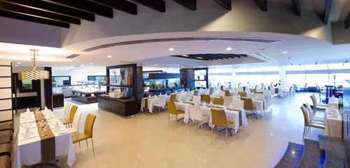 Family Room Near Al Khan Beach 6 Luxury Bookings