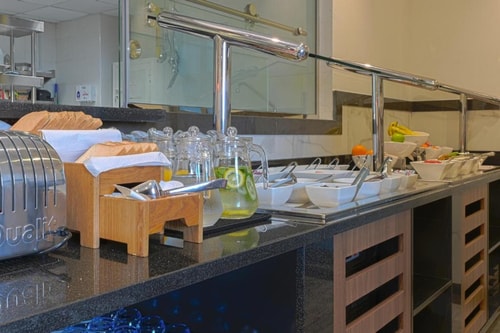 One Bedroom Apt Near Fujairah Exhibition Center 13 Luxury Bookings