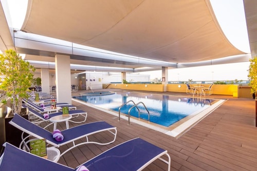 Family Room Near Abu Dhabi International Airport 4 Luxury Bookings