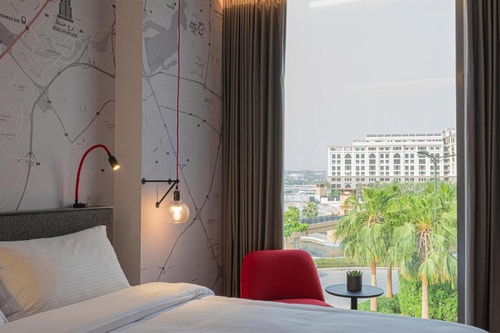 Superior King Or Twin Room Near Jaddaf Water Front 5 Luxury Bookings