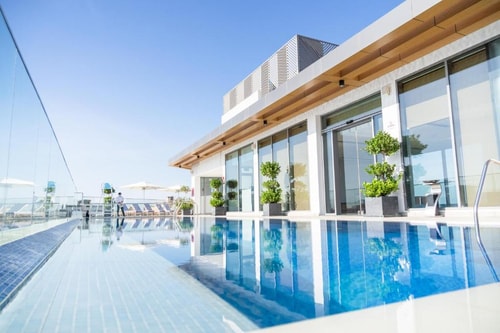 Superior King Or Twin Room Near Jaddaf Water Front 16 Luxury Bookings