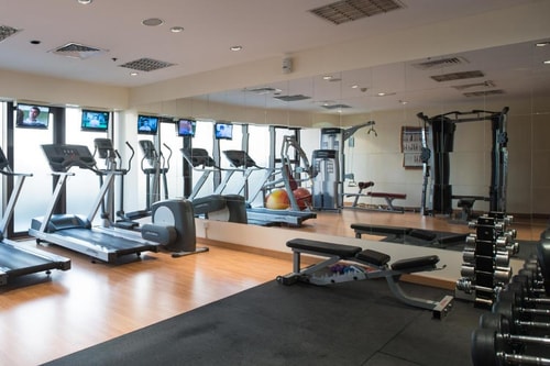 Standard Room Near Sharaf DG Metro Station Dubai 7 Luxury Bookings
