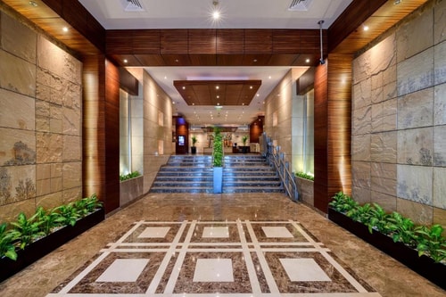 Standard Room Near Sharaf DG Metro Station Dubai 9 Luxury Bookings