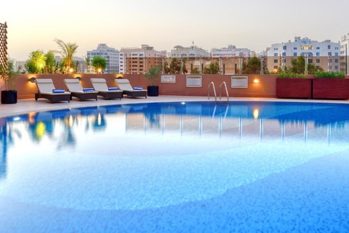 Standard Room Near Sharaf DG Metro Station Dubai 6 Luxury Bookings
